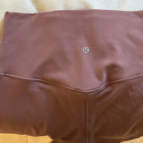 Lululemon Align Leggings in Twilight Rose, Sz6 Flawed, Read Description - Picture 4 of 11